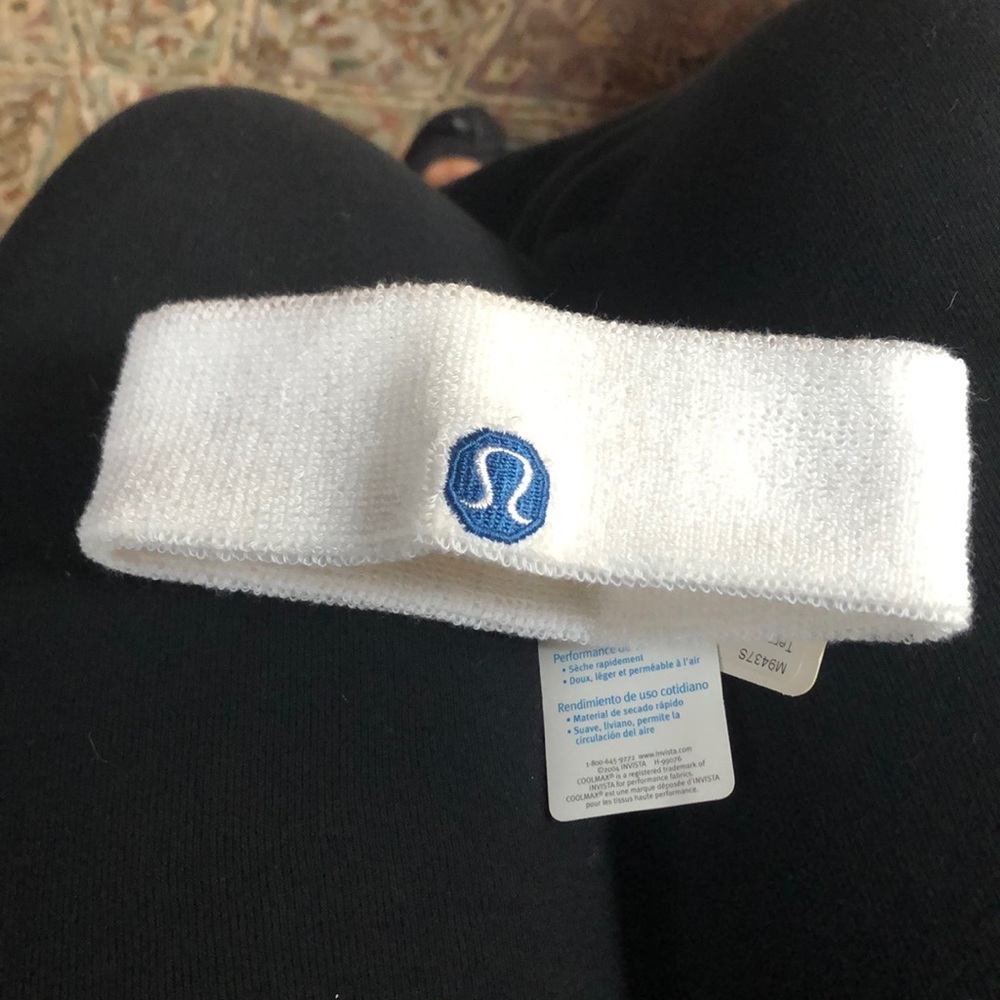 NWT Vintage & Pristine Terry white Headband